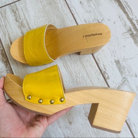italian rubber clogs
